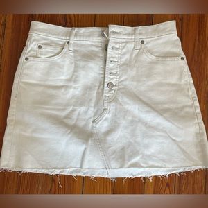 Gap White Mini Jean Skirt with Fringe Bottom & Pockets